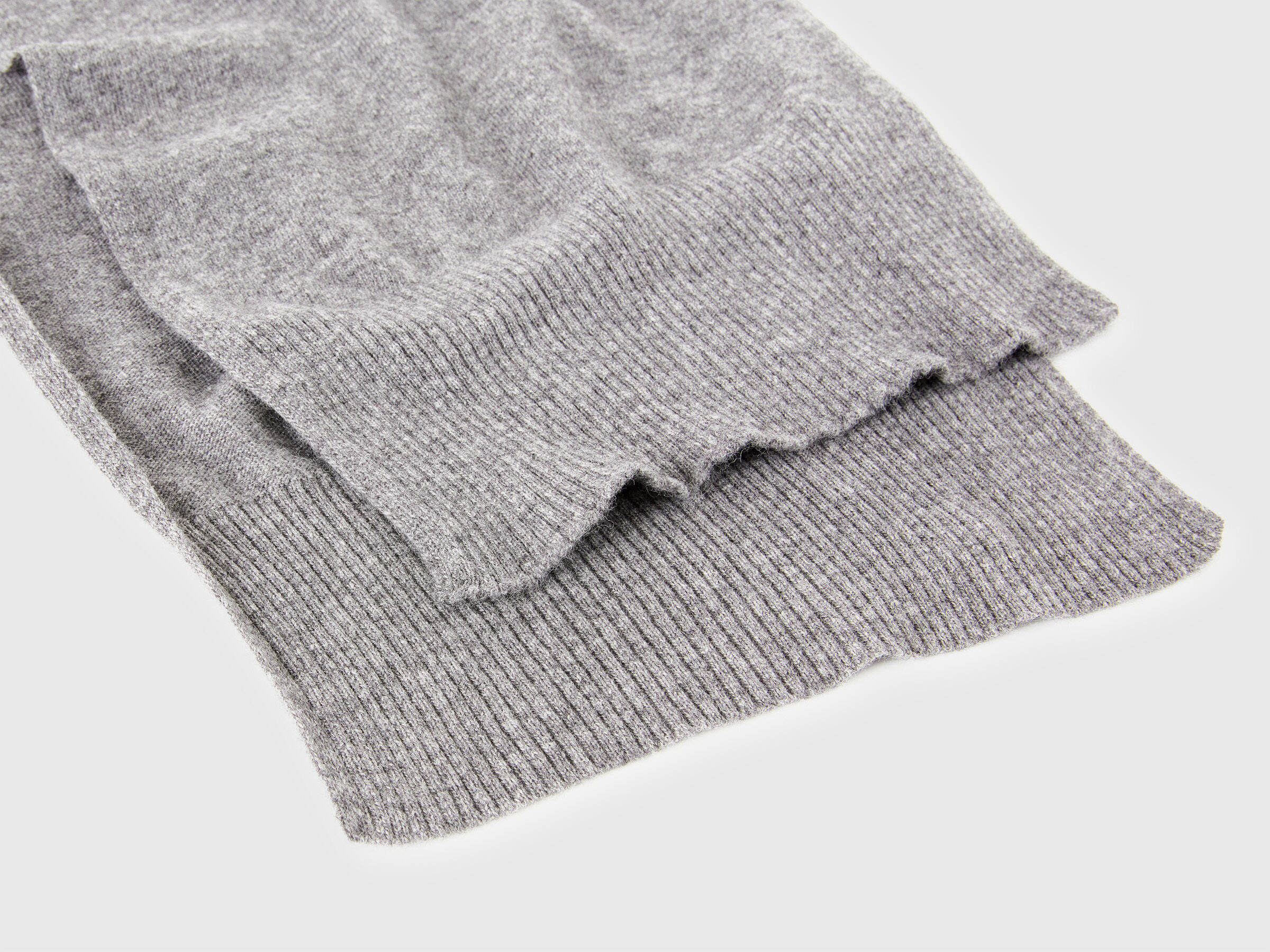 KNITTED SCARF Women image number 2